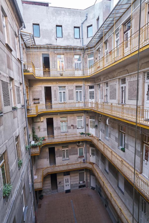 בודפשט Nanirol Apartment At Gellert Bath מראה חיצוני תמונה